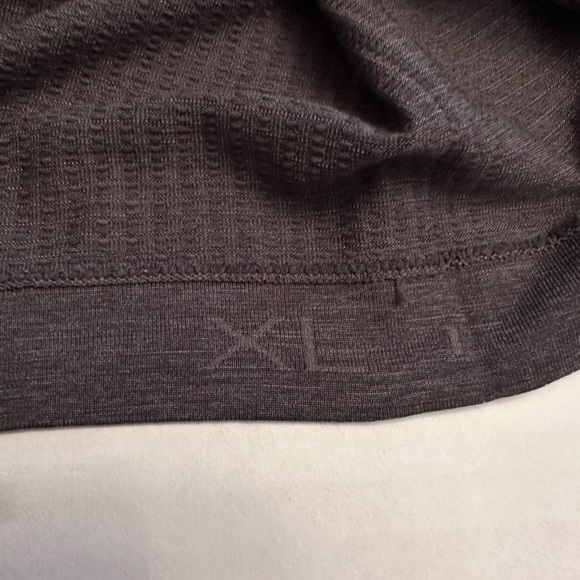 Lululemon Metal Vent Tech Men’s Polo THIS IS SOLD UNABLE TO DELETE - Picture 7 of 9